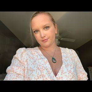 Meet your Posher, Carly